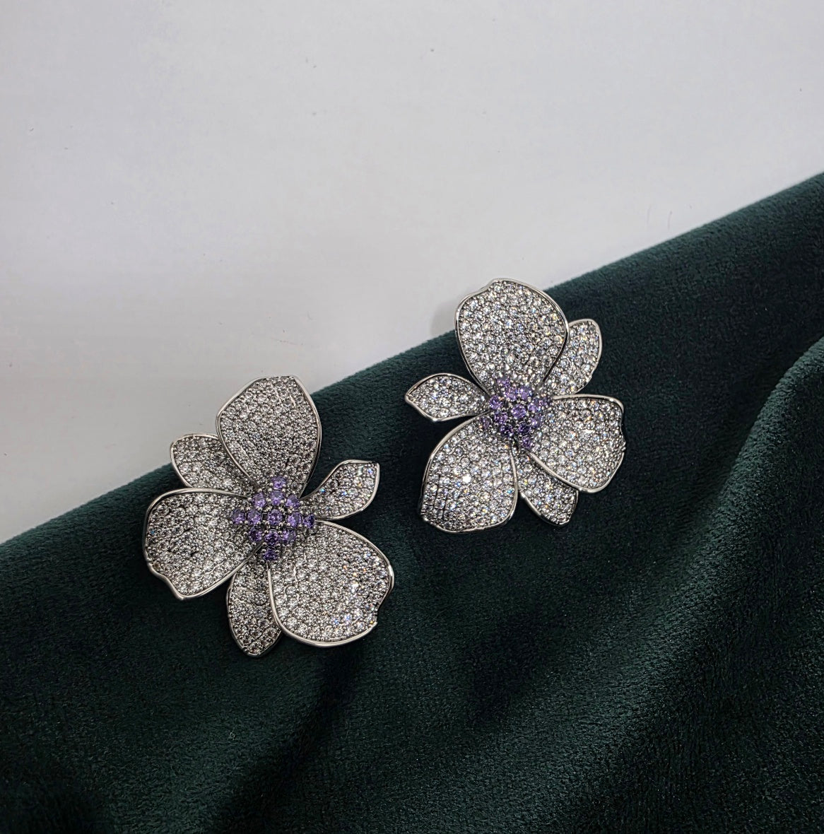 Zirconia flower studs Main image