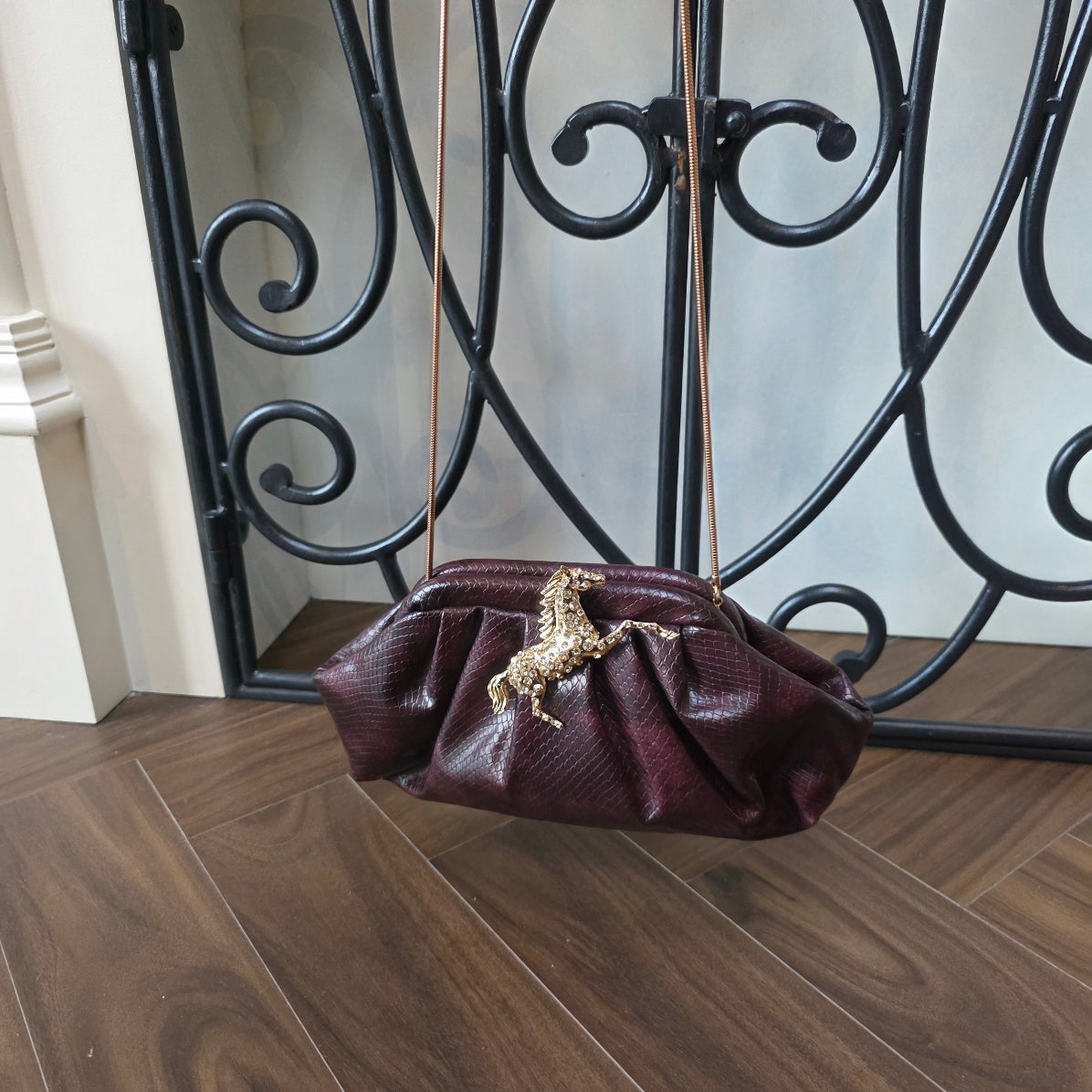 Horse pouchette bag [ Burgundy] Secondary image