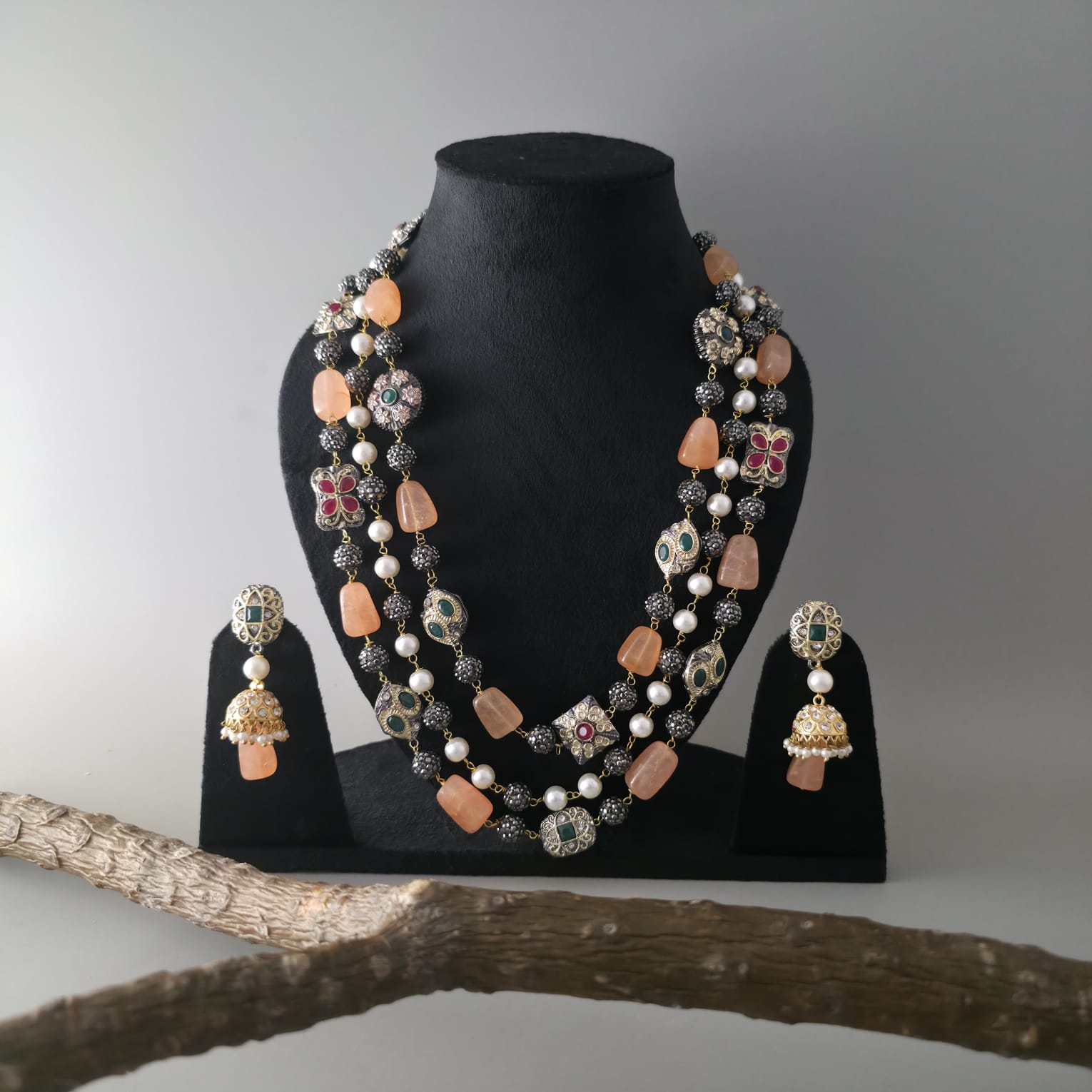 Orange shade multi layer necklace Main image