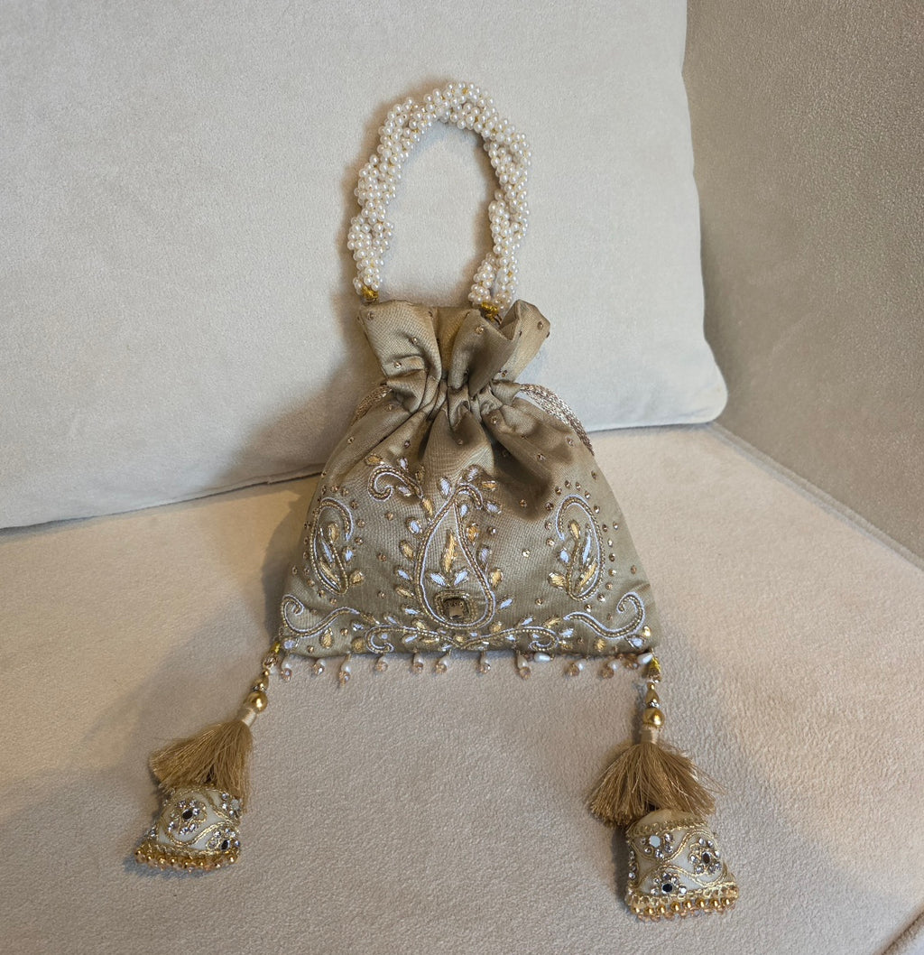 Manasa potli bag