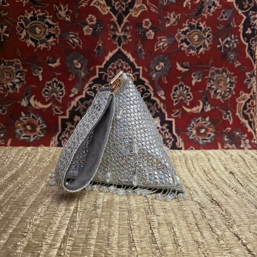 Pyramid bag in silver