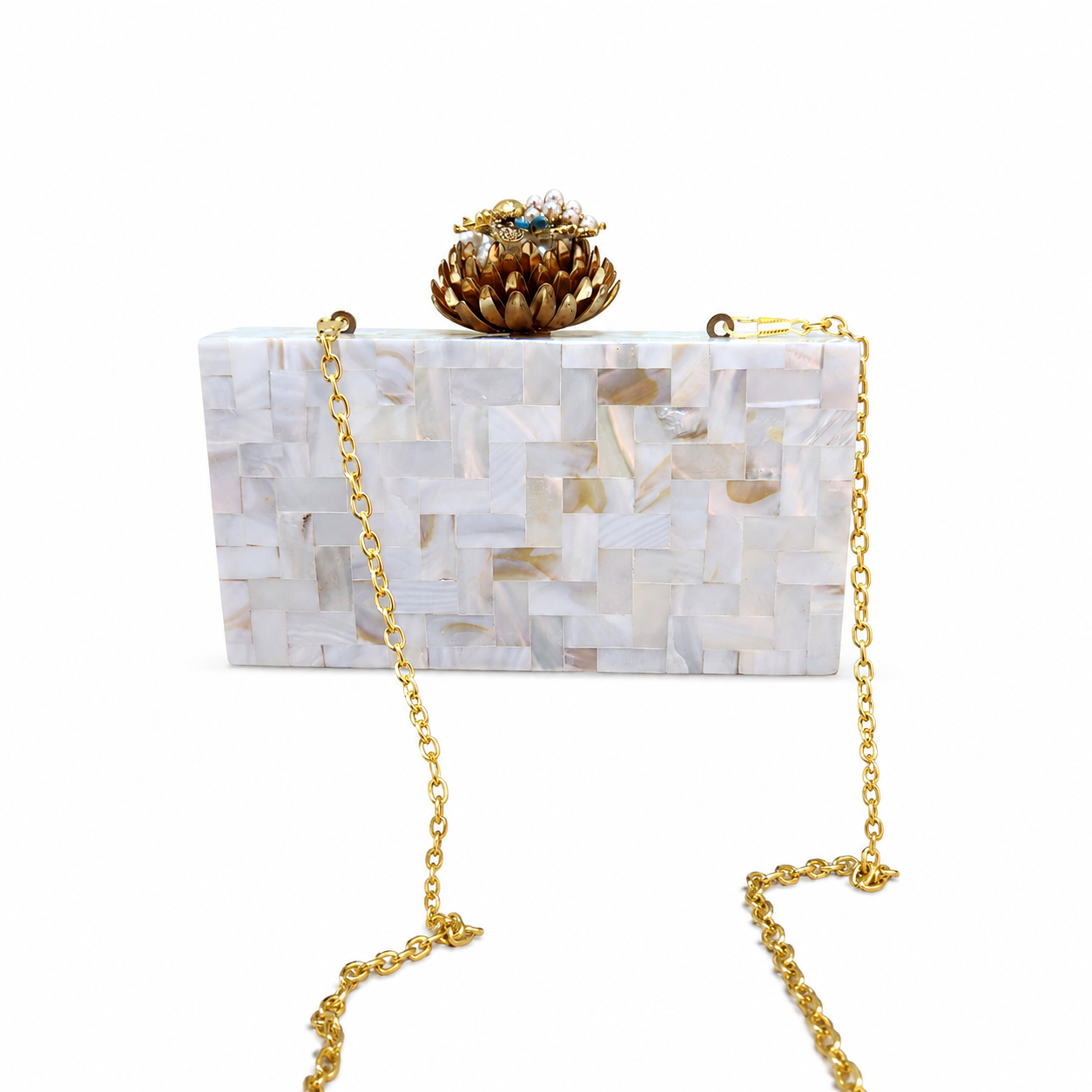 Lotus bee clutch [white mother of pearl]