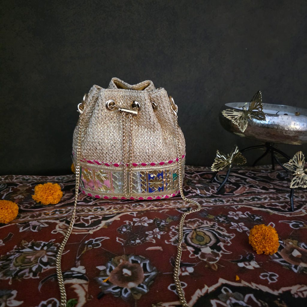 Gotapatti bucket bag in shades of gold