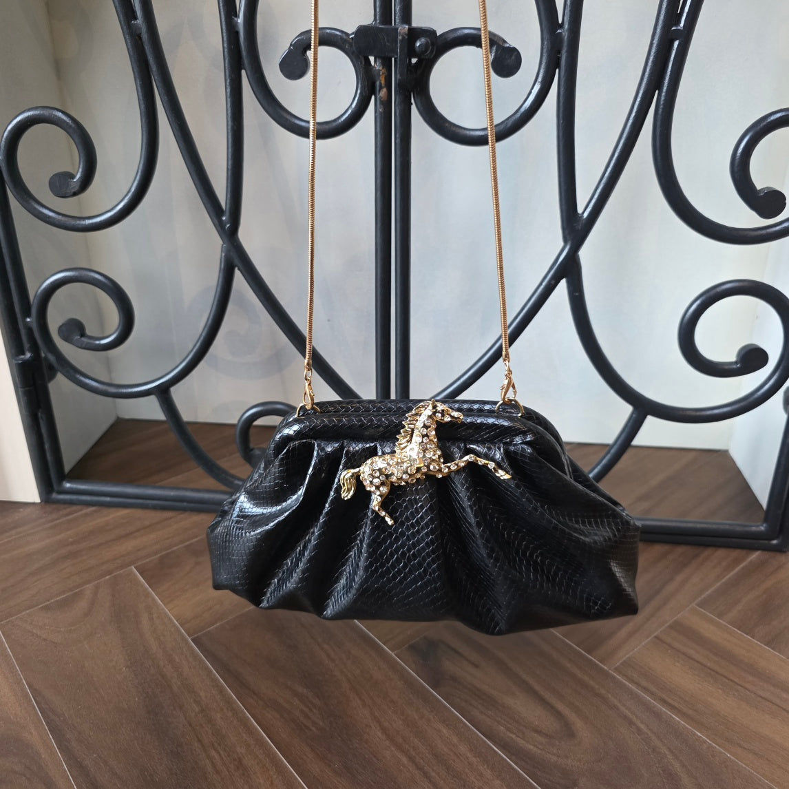 Horse pouchette bag [black] Secondary image