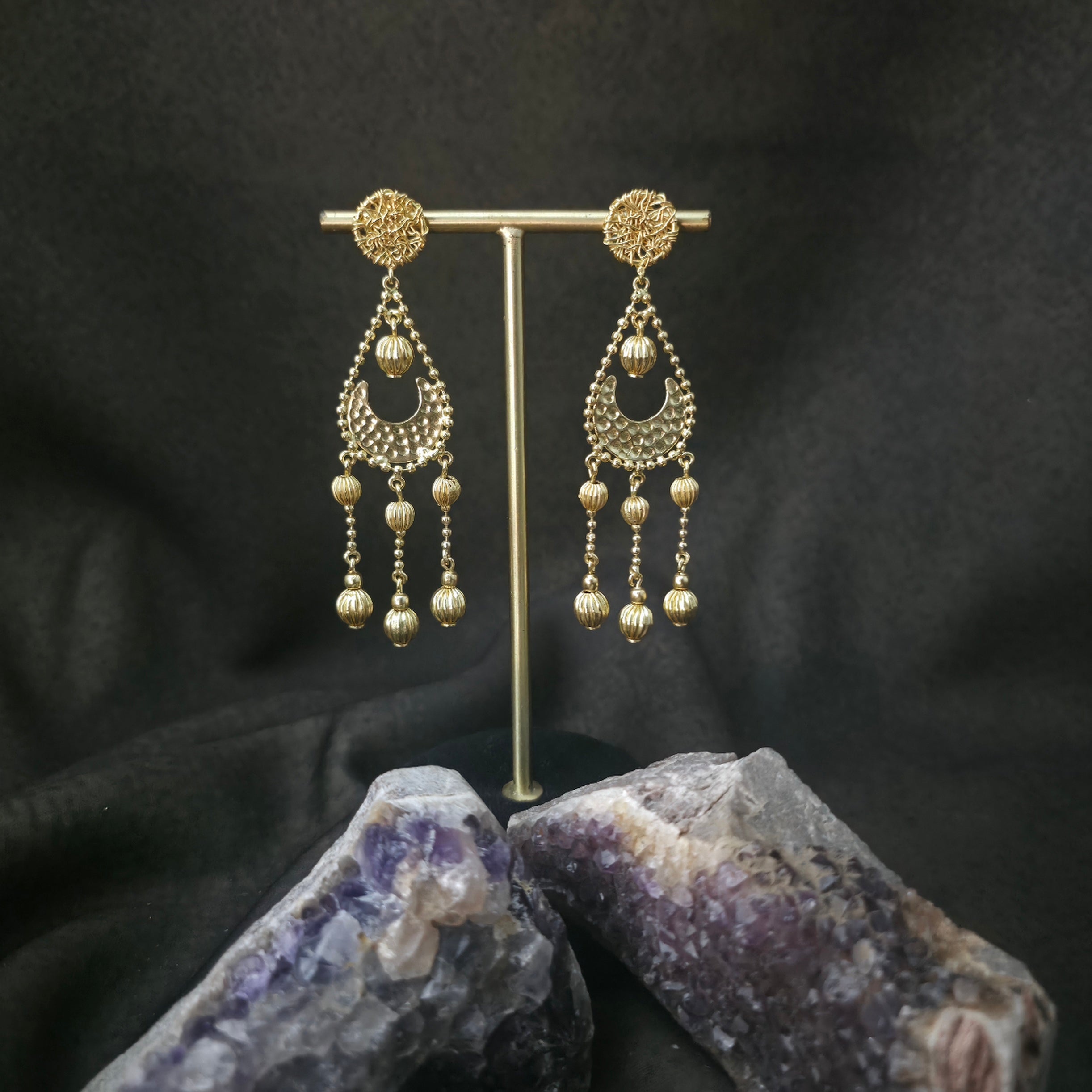 Hammered chandbali