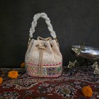 Gotapatti bucket bag in shades of gold