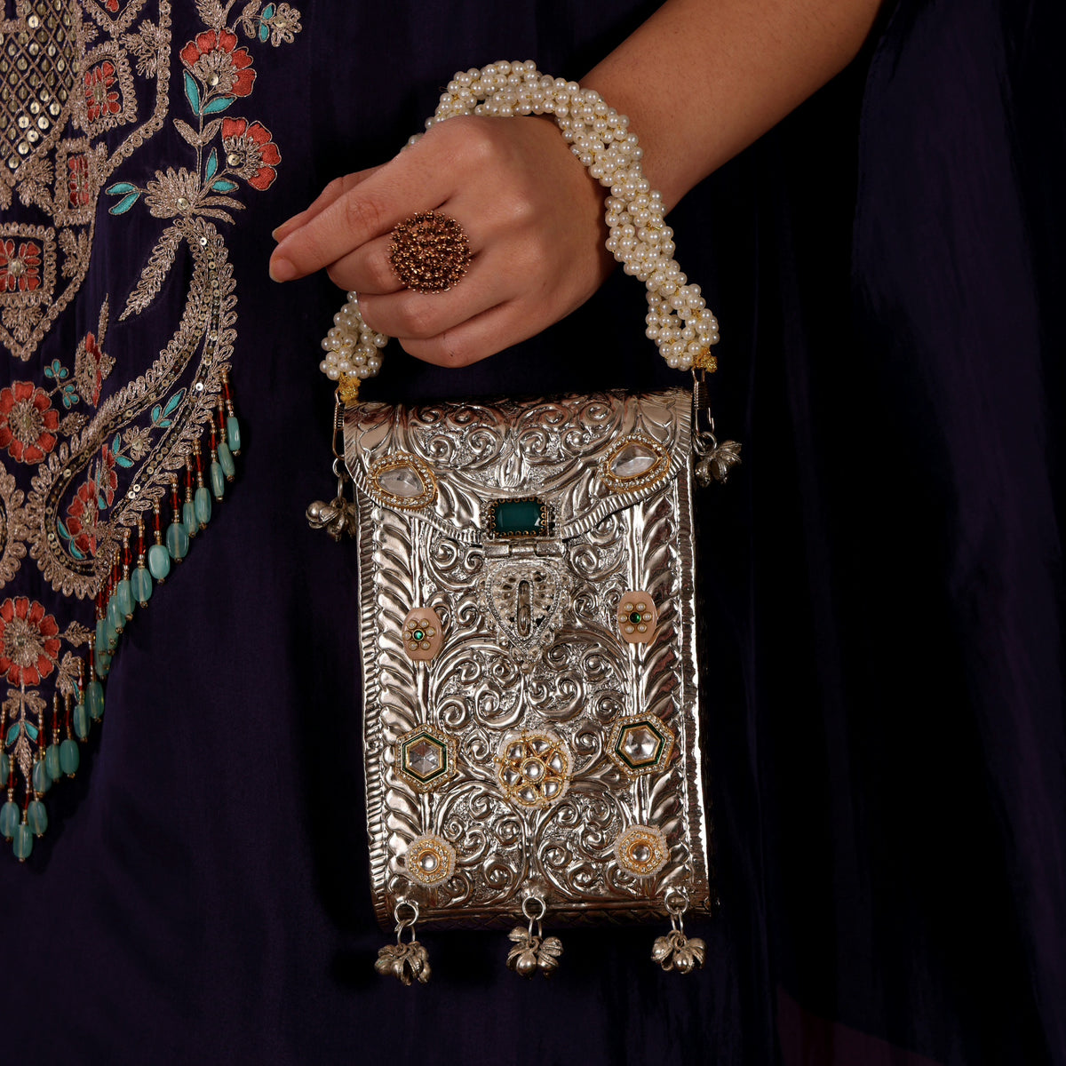 Kundan mobile  batua bag [Silver]