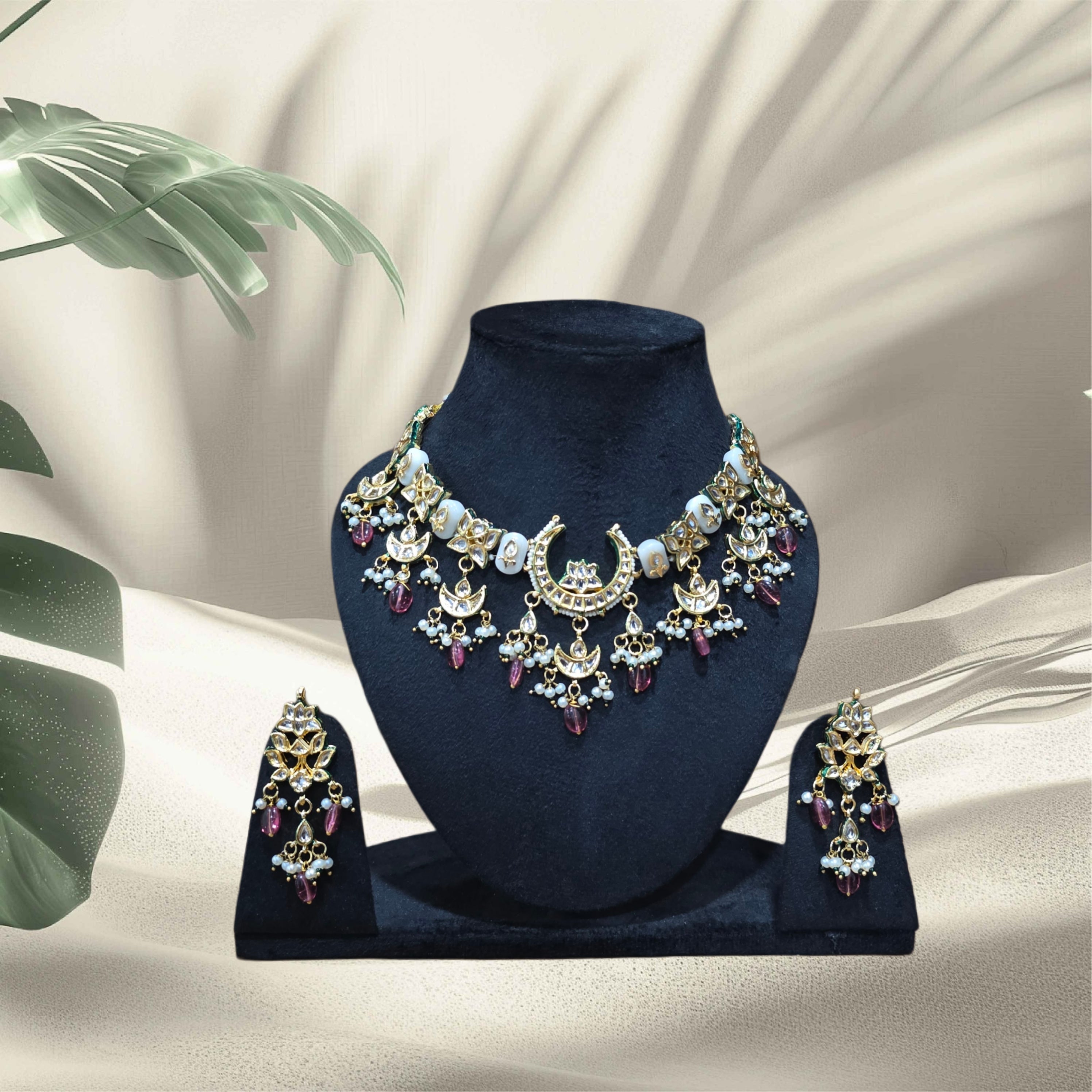 Kundan stone necklace sets Main image