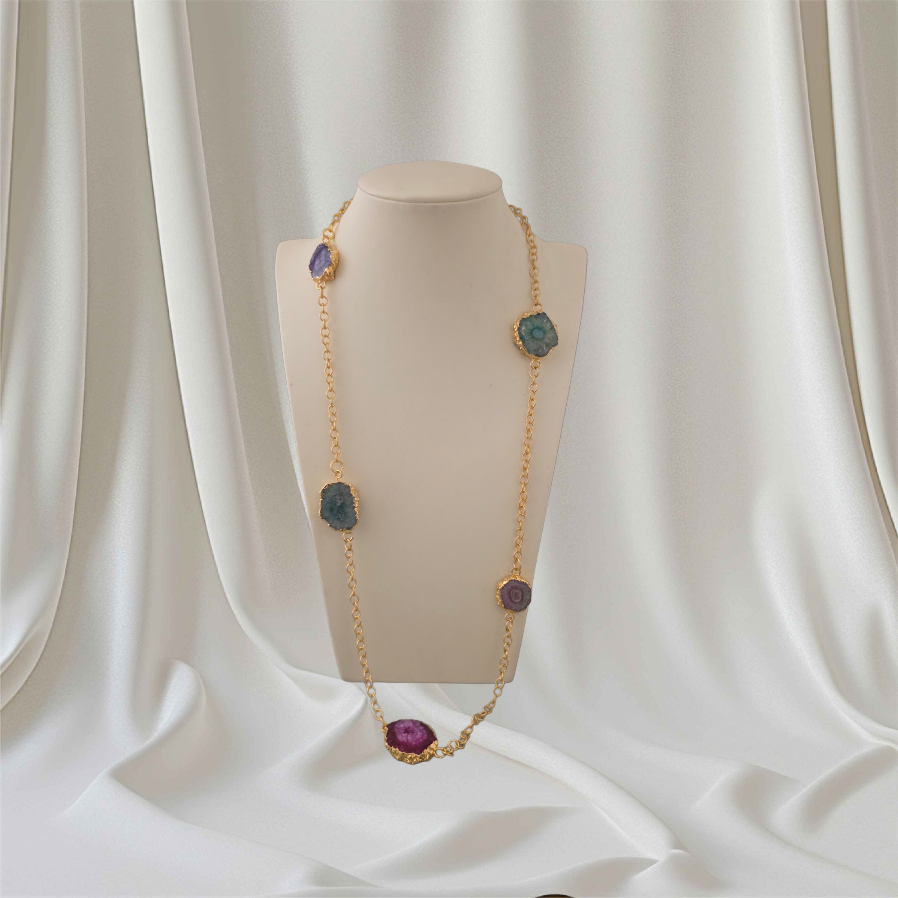 Solar Druzy short mala Main image