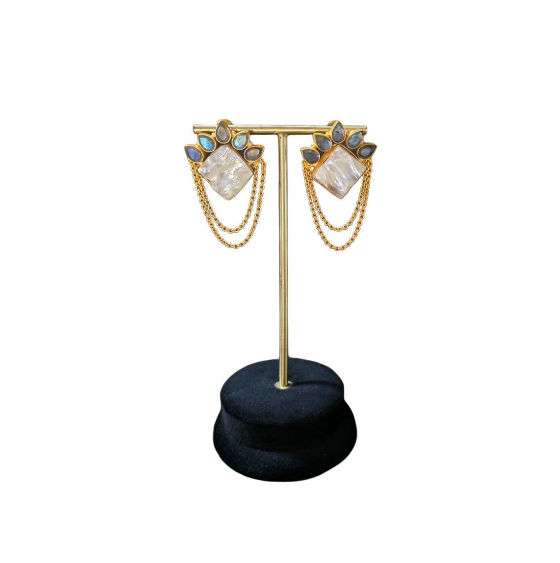 Labradorite  Pearl Chain earrings Secondary image