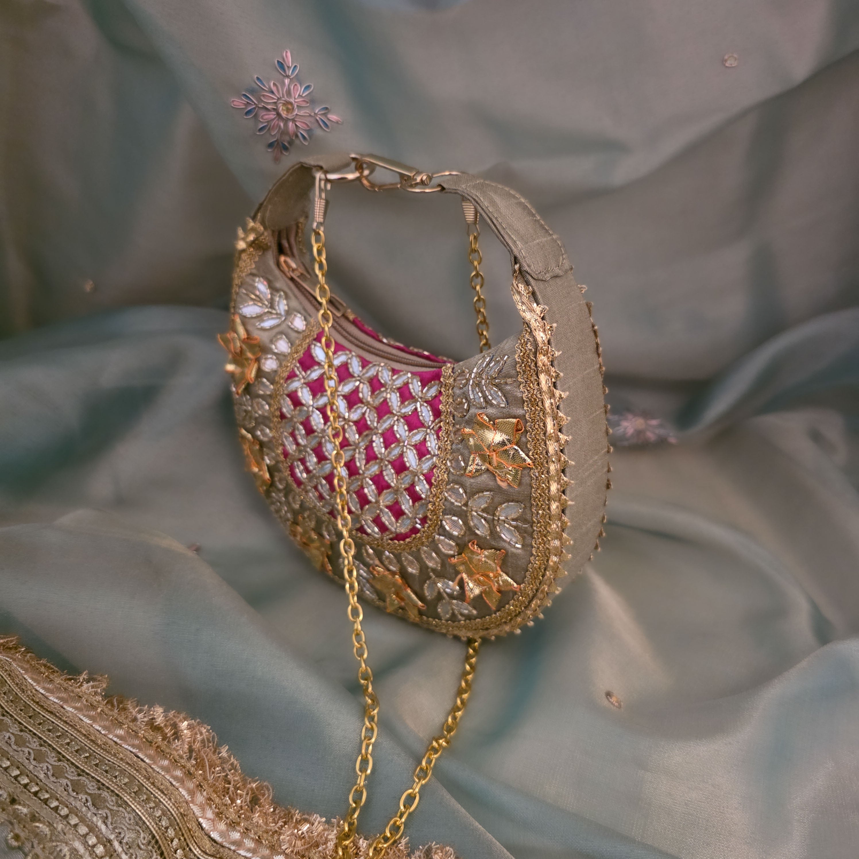 Gottapati moon bag