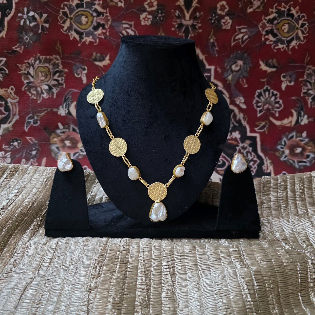 Disc Mop Necklace Set
