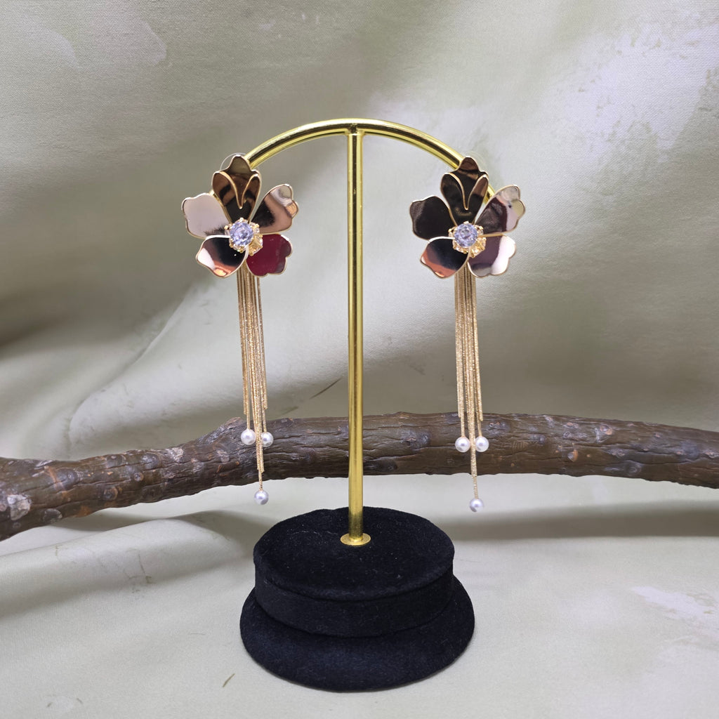 Flower chain dangler